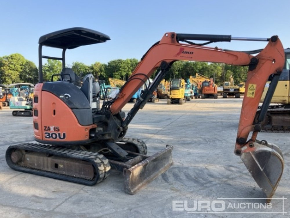 2014 Hitachi ZX30U-5A - Mini pelle: photos 5 2014 Hitachi ZX30U-5A - Mini pelle: photos 5