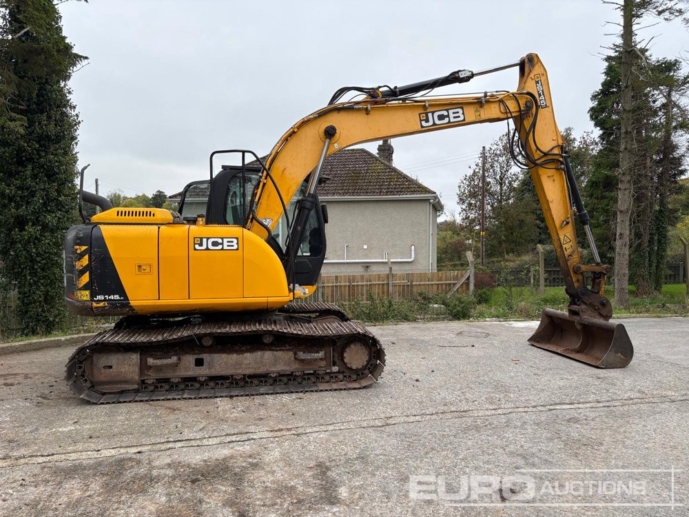 2014 JCB JS145 - Pelle sur chenille: photos 2 2014 JCB JS145 - Pelle sur chenille: photos 2