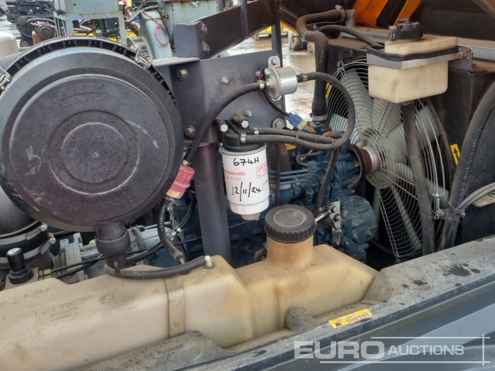 Compresseur d'air 2015 Atlas Copco XAS67KD 130CFM: photos 29