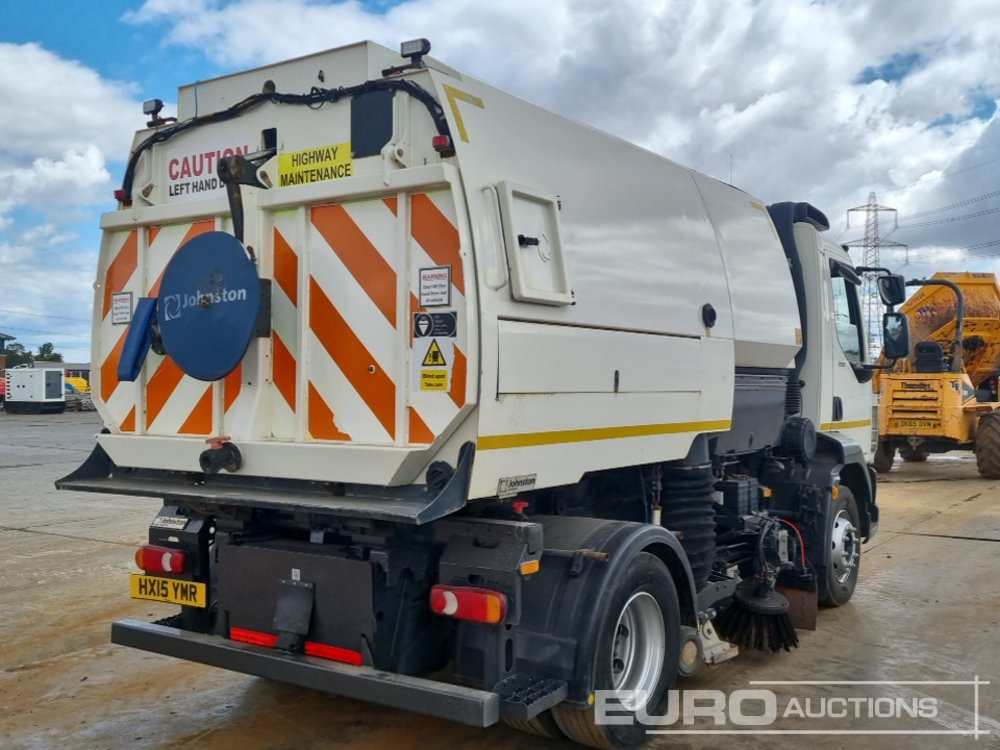 2015 DAF LF55.220 - Balayeuse de voirie: photos 5 2015 DAF LF55.220 - Balayeuse de voirie: photos 5