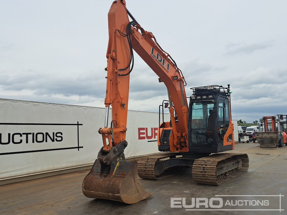 2015 Doosan DX140LCR-3 - Pelle sur chenille: photos 1 2015 Doosan DX140LCR-3 - Pelle sur chenille: photos 1