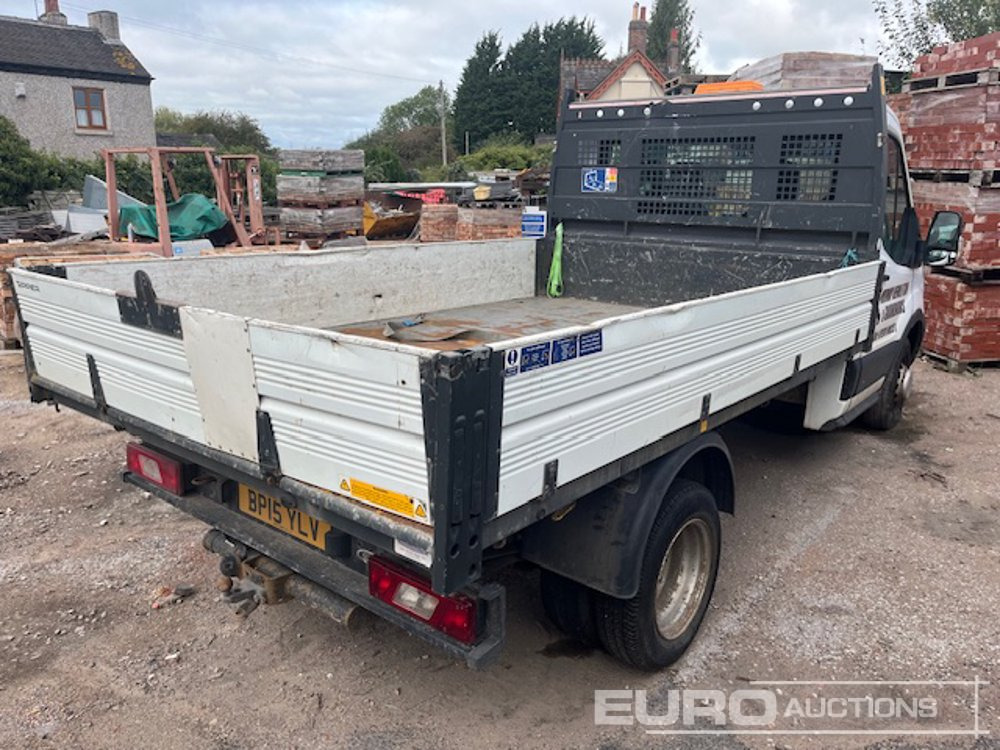 2015 Ford Transit 350 - Utilitaire benne: photos 3 2015 Ford Transit 350 - Utilitaire benne: photos 3