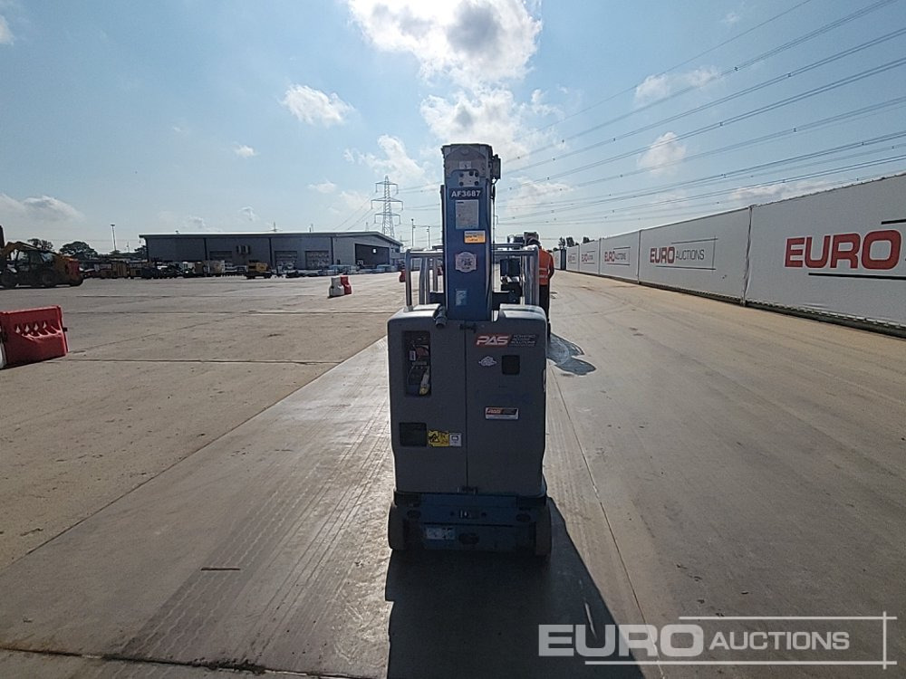 2015 Genie GR-20 - Nacelle: photos 4 2015 Genie GR-20 - Nacelle: photos 4