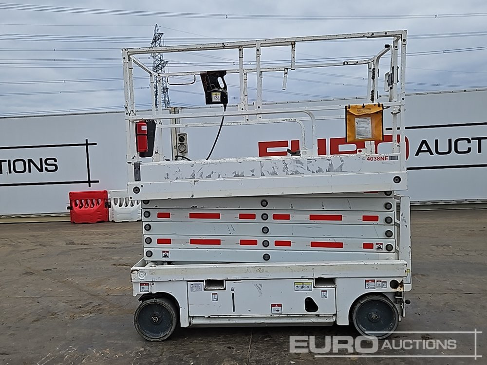 2015 Haulotte Compact 14 - Nacelle: photos 2 2015 Haulotte Compact 14 - Nacelle: photos 2