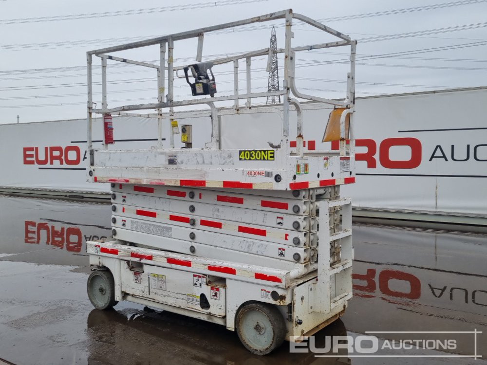 2015 Haulotte Compact 14 - Nacelle: photos 3 2015 Haulotte Compact 14 - Nacelle: photos 3