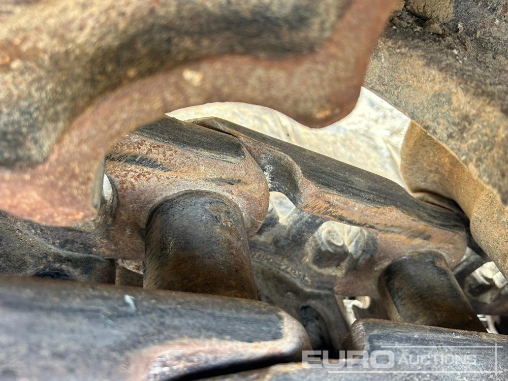 2015 Hitachi ZX225USLC-5B - Pelle sur chenille: photos 5 2015 Hitachi ZX225USLC-5B - Pelle sur chenille: photos 5