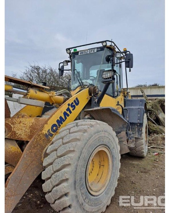 2015 Komatsu WA320-7 - Chargeuse sur pneus: photos 1 2015 Komatsu WA320-7 - Chargeuse sur pneus: photos 1
