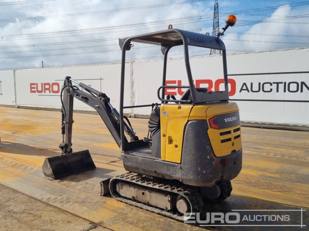2015 Volvo EC15C - Mini pelle: photos 3 2015 Volvo EC15C - Mini pelle: photos 3