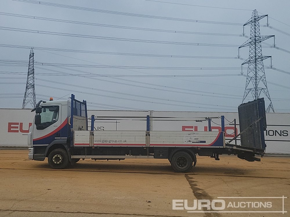 2016 DAF 210 - Camion plateau: photos 2 2016 DAF 210 - Camion plateau: photos 2