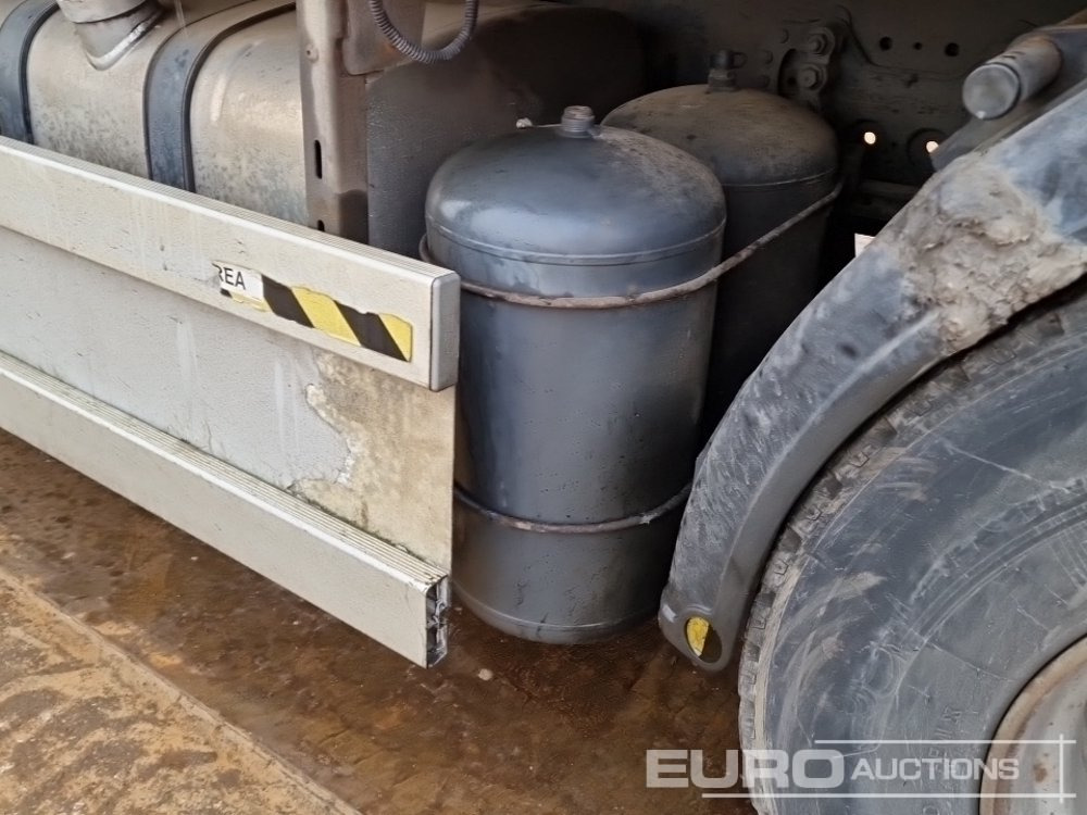 Camion fourgon 2016 DAF CF400: photos 20