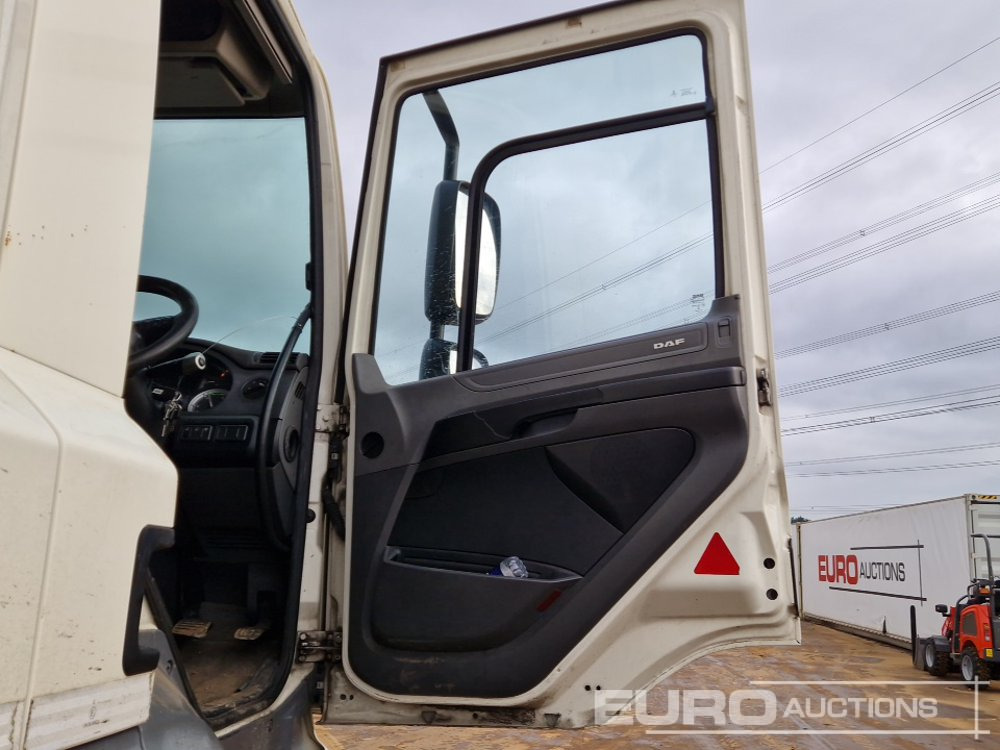 Camion fourgon 2016 DAF CF400: photos 44