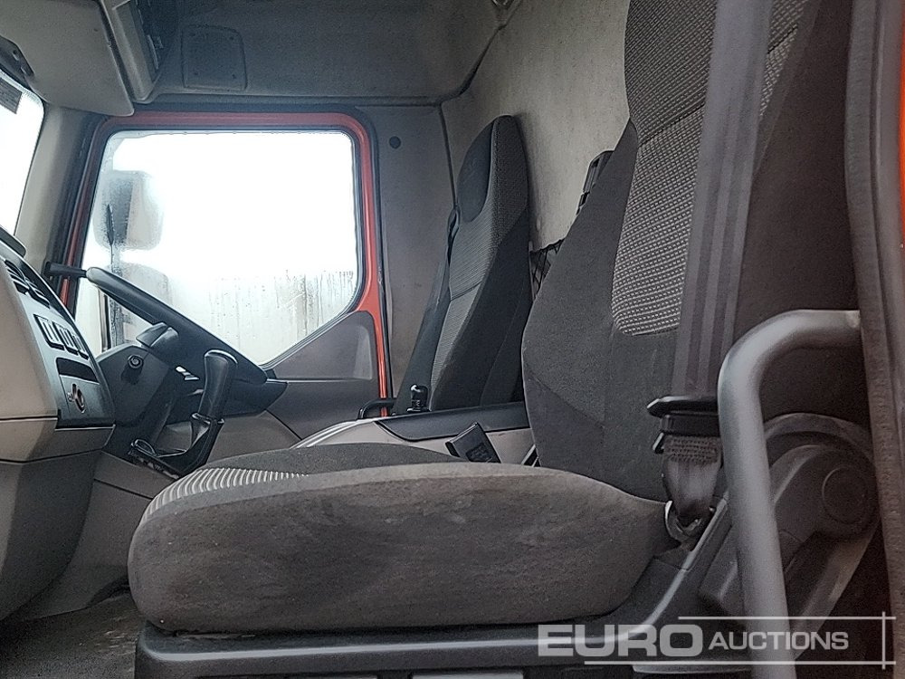Camion multibenne 2016 DAF LF220: photos 35
