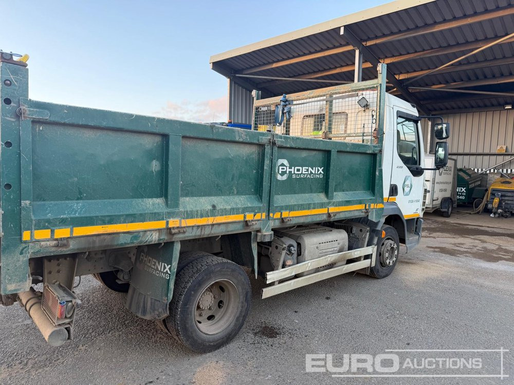 2016 DAF LF220FA - Camion benne: photos 3 2016 DAF LF220FA - Camion benne: photos 3