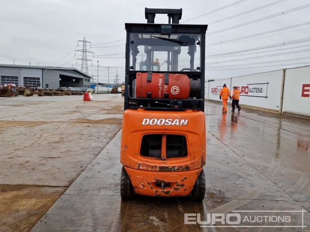 2016 Doosan G18S-5 - Chariot élévateur: photos 4 2016 Doosan G18S-5 - Chariot élévateur: photos 4