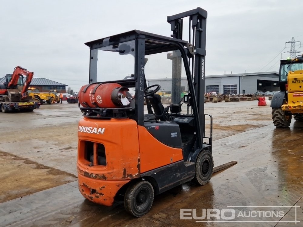 2016 Doosan G18S-5 - Chariot élévateur: photos 5 2016 Doosan G18S-5 - Chariot élévateur: photos 5