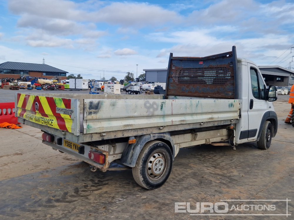 2016 Fiat Ducato 35 - Fourgon plateau: photos 5 2016 Fiat Ducato 35 - Fourgon plateau: photos 5