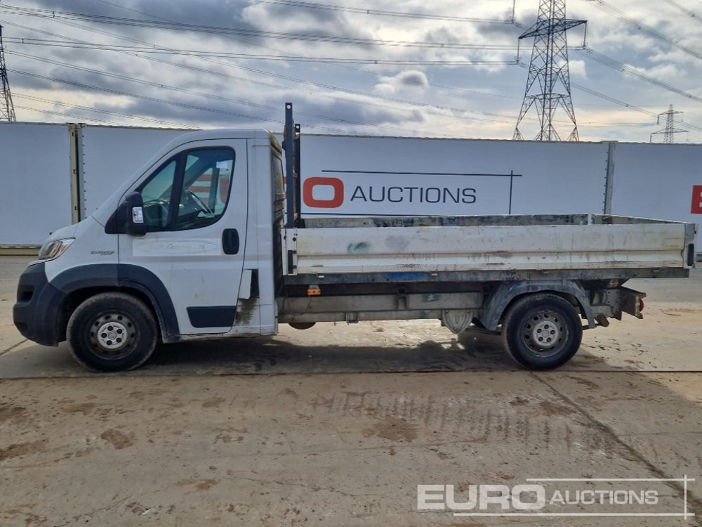 2016 Fiat Ducato 35 - Fourgon plateau: photos 2 2016 Fiat Ducato 35 - Fourgon plateau: photos 2