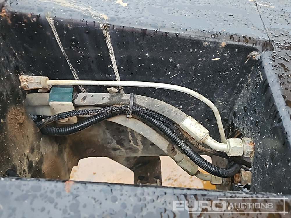 Mini tombereau 2016 JCB 6TFT: photos 18 Mini tombereau 2016 JCB 6TFT: photos 18