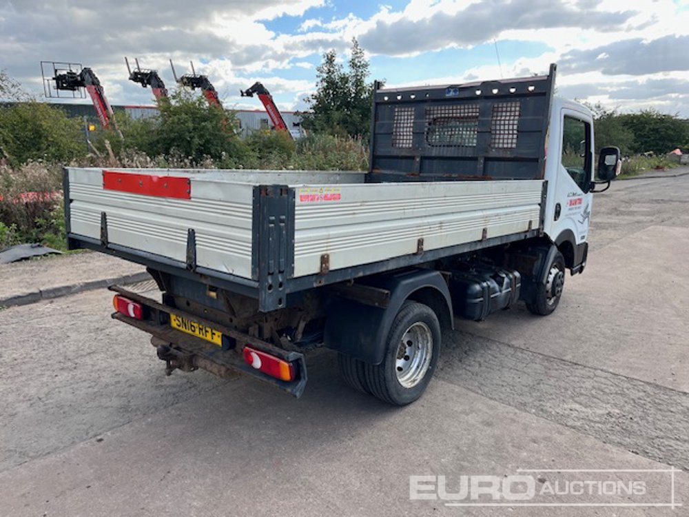 2016 Nissan Cabster NT400 - Utilitaire benne: photos 5 2016 Nissan Cabster NT400 - Utilitaire benne: photos 5