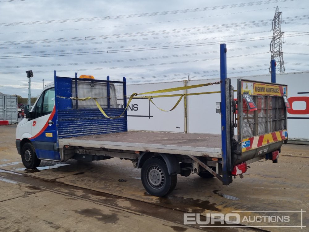 2016 Volkswagen Crafter CR35 - Fourgon plateau: photos 3 2016 Volkswagen Crafter CR35 - Fourgon plateau: photos 3