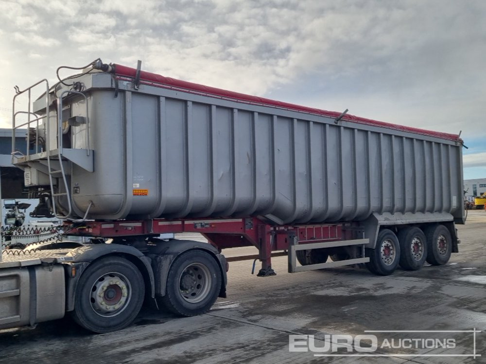 2016 Wilcox Tri Axle Bulk Tipping Trailer, Front Lift Axle, Easy Sheet - Semi-remorque benne: photos 1 2016 Wilcox Tri Axle Bulk Tipping Trailer, Front Lift Axle, Easy Sheet - Semi-remorque benne: photos 1