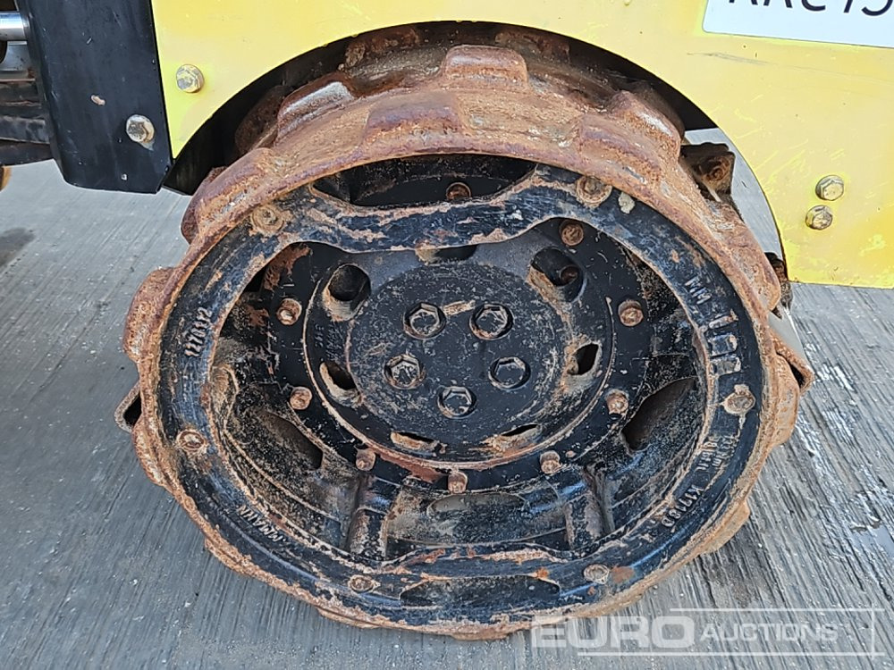 Travaux routiers 2017 Ammann ARR1575: photos 11