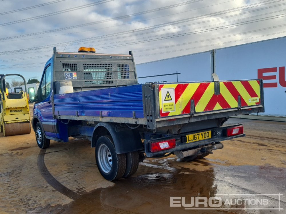 2017 Ford Transit 350 - Utilitaire benne: photos 3 2017 Ford Transit 350 - Utilitaire benne: photos 3