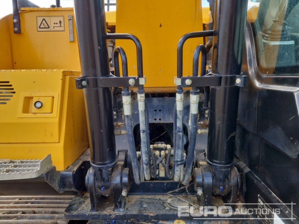 Pelle 2017 JCB JS131LC: photos 17 Pelle 2017 JCB JS131LC: photos 17