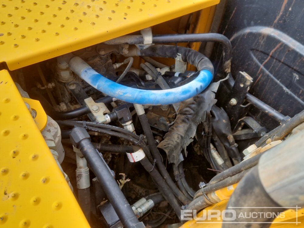 Pelle 2017 JCB JS131LC: photos 24 Pelle 2017 JCB JS131LC: photos 24