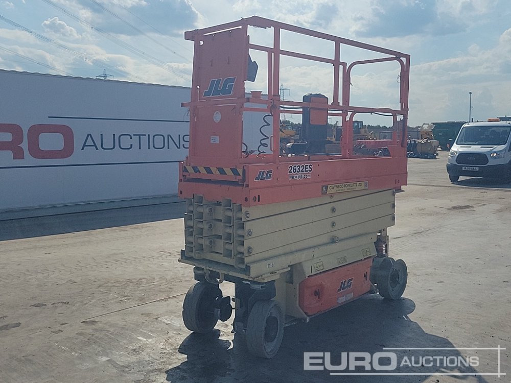 2017 JLG 2632 - Nacelle: photos 1 2017 JLG 2632 - Nacelle: photos 1