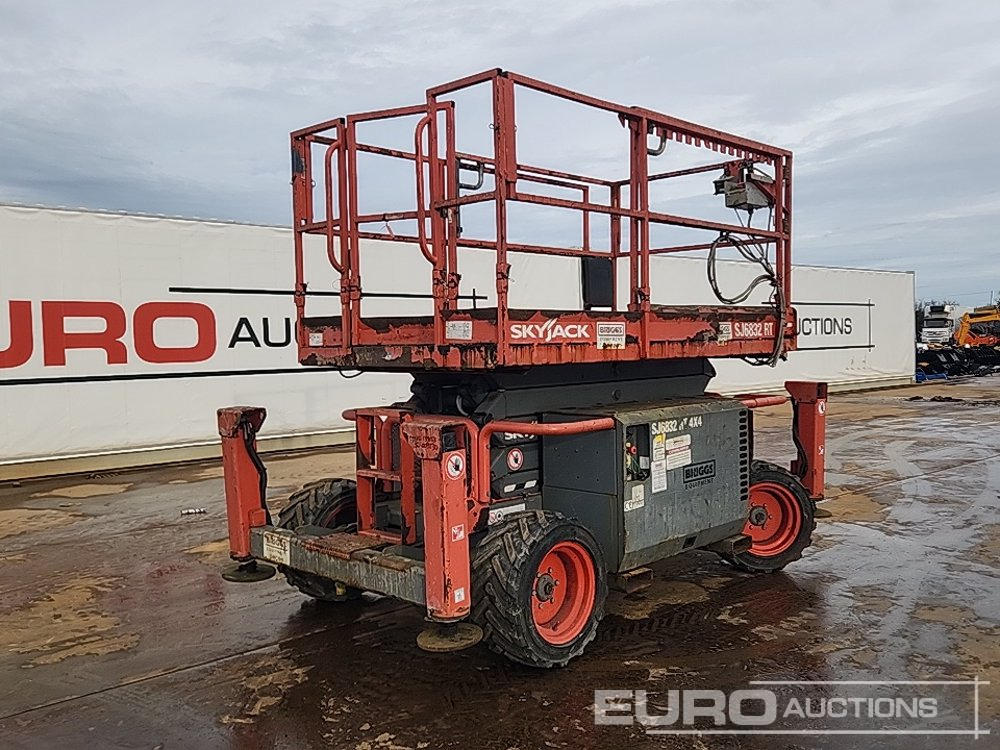 2017 SkyJack SJ6832RT - Nacelle: photos 1 2017 SkyJack SJ6832RT - Nacelle: photos 1