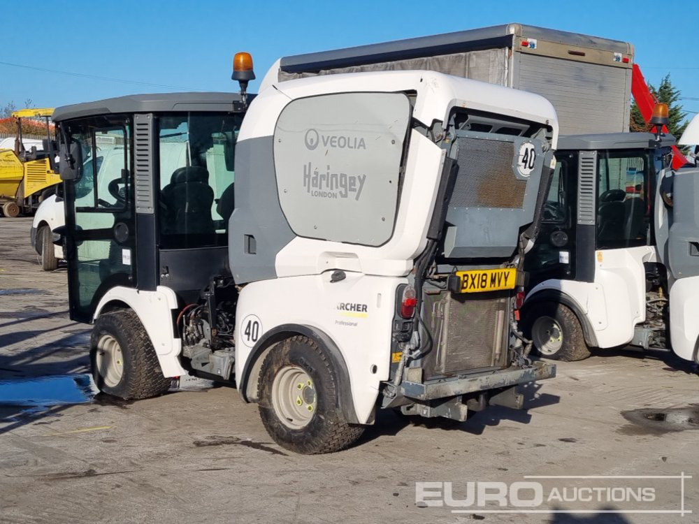 2018 Karcher Articulated Sweeper, Reverse Camera, A/C (Non Runner) - Balayeuse de voirie: photos 3 2018 Karcher Articulated Sweeper, Reverse Camera, A/C (Non Runner) - Balayeuse de voirie: photos 3