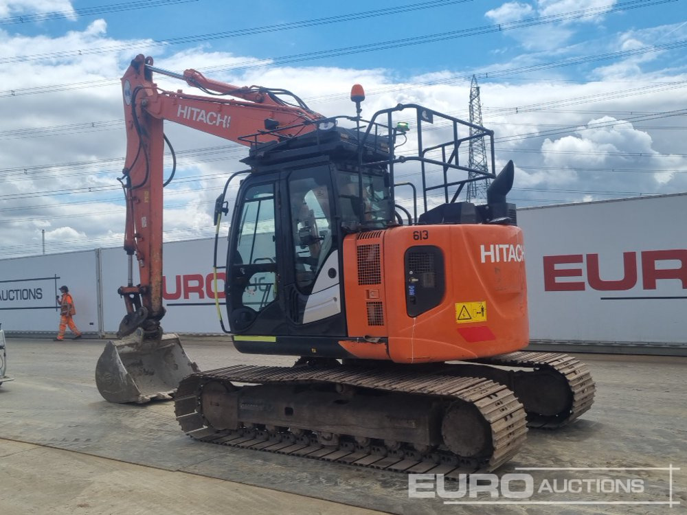 2019 Hitachi ZX135US-6 - Pelle sur chenille: photos 3 2019 Hitachi ZX135US-6 - Pelle sur chenille: photos 3