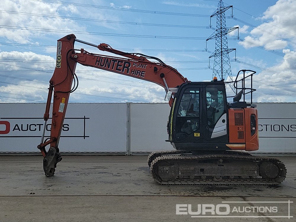 2019 Hitachi ZX135US-6 - Pelle sur chenille: photos 2 2019 Hitachi ZX135US-6 - Pelle sur chenille: photos 2
