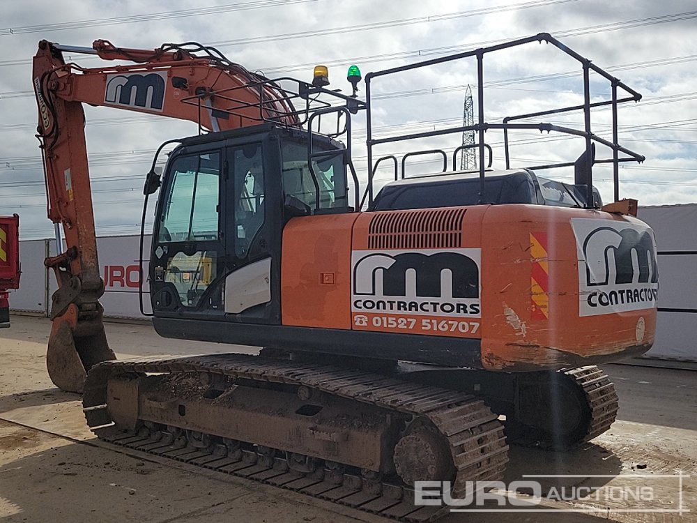 2019 Hitachi ZX210LC-6 - Pelle sur chenille: photos 3 2019 Hitachi ZX210LC-6 - Pelle sur chenille: photos 3