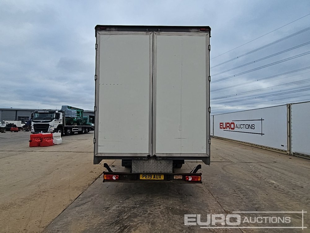 2019 Iveco Euro Cargo 75-160 - Camion à rideaux coulissants: photos 4 2019 Iveco Euro Cargo 75-160 - Camion à rideaux coulissants: photos 4