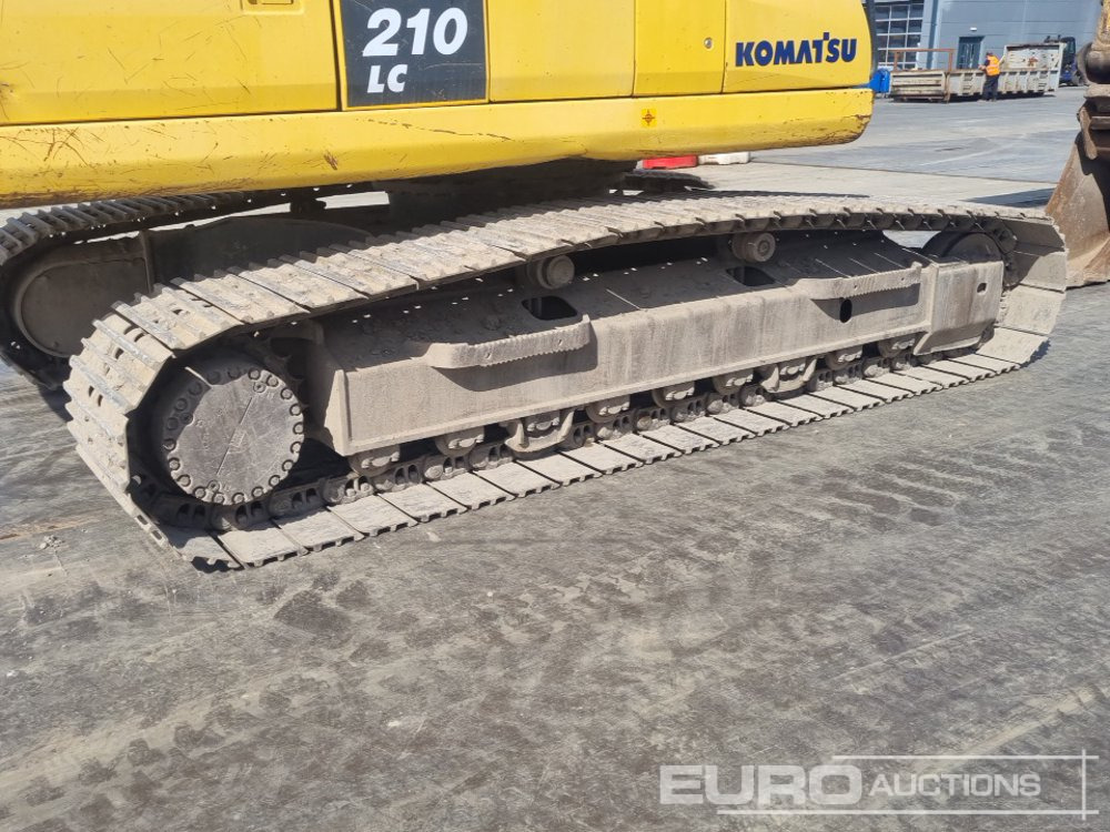 Pelle sur chenille 2019 Komatsu PC210LC-11: photos 14