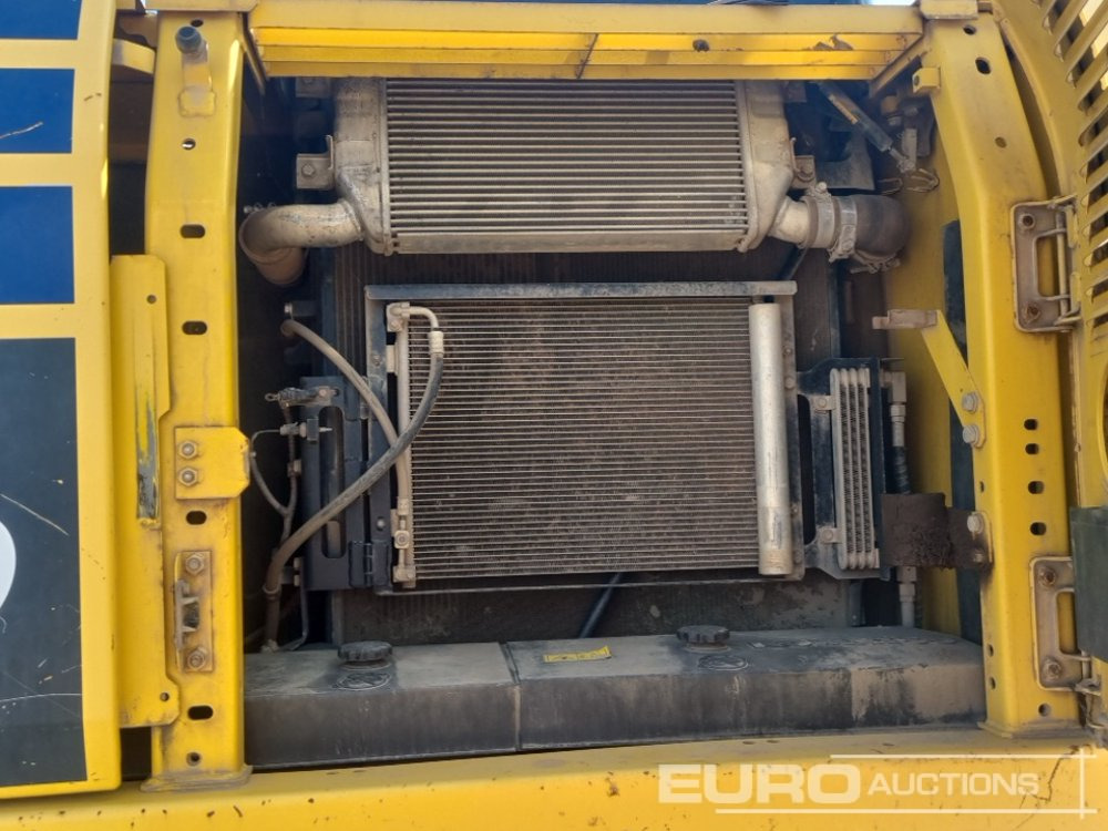 Pelle sur chenille 2019 Komatsu PC210LC-11: photos 30