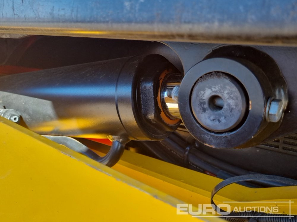 Chariot télescopique 2020 JCB 520-40: photos 15