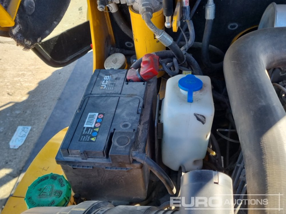 Chariot télescopique 2020 JCB 520-40: photos 23