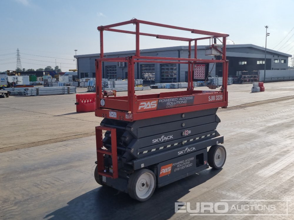 2020 SkyJack SJ3226 - Nacelle: photos 5 2020 SkyJack SJ3226 - Nacelle: photos 5