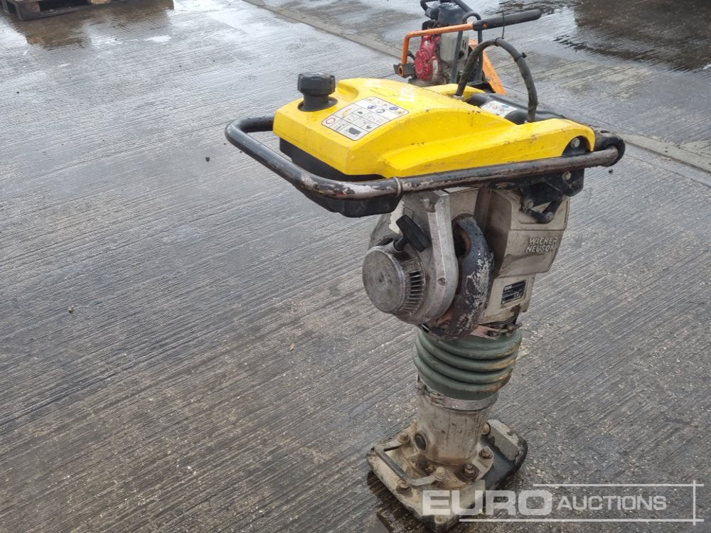 2020 Wacker Neuson BS60-2 - Travaux routiers: photos 5 2020 Wacker Neuson BS60-2 - Travaux routiers: photos 5