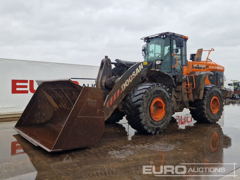 2021 Doosan DL550-7 - Chargeuse sur pneus: photos 1 2021 Doosan DL550-7 - Chargeuse sur pneus: photos 1