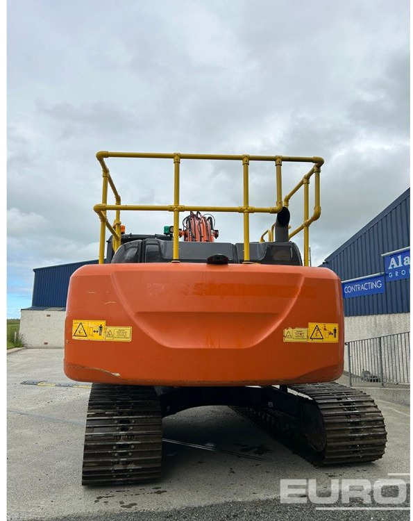 2021 Hitachi ZX210LC-6 - Pelle sur chenille: photos 3 2021 Hitachi ZX210LC-6 - Pelle sur chenille: photos 3