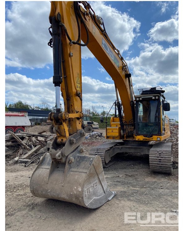 2021 JCB 220XL - Pelle sur chenille: photos 1 2021 JCB 220XL - Pelle sur chenille: photos 1