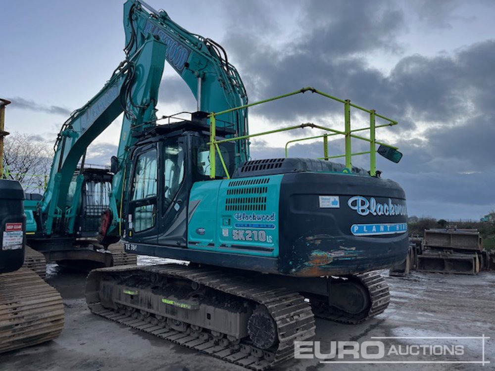 2021 Kobelco SK210LC-11 - Pelle sur chenille: photos 2 2021 Kobelco SK210LC-11 - Pelle sur chenille: photos 2