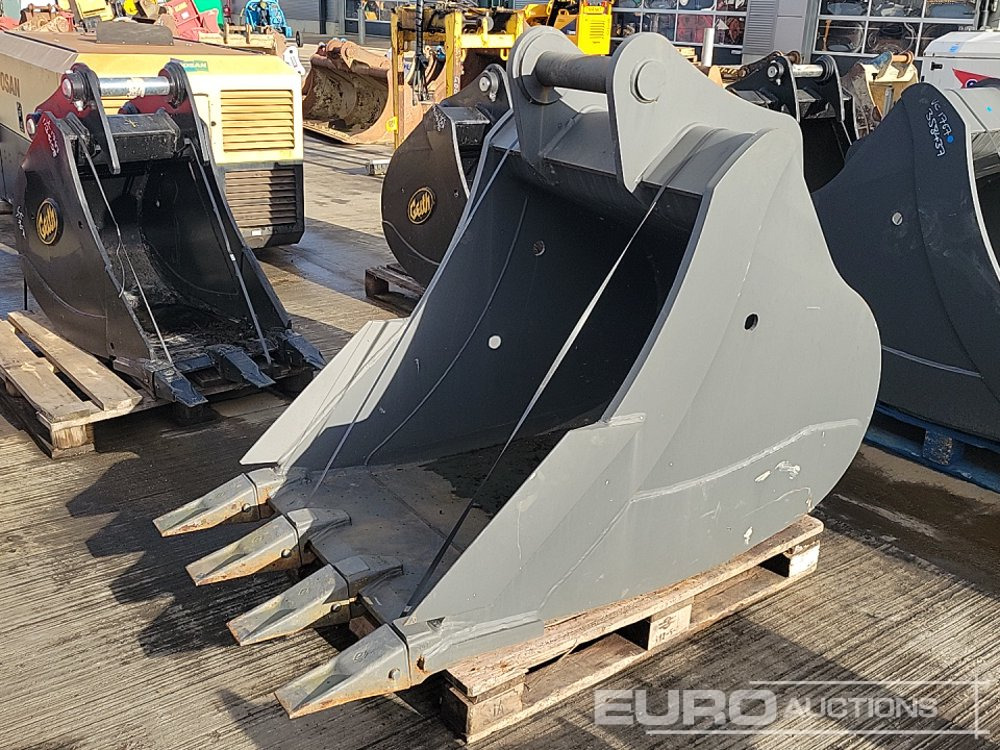 2021 Miller 36" Digging Bucket 80mm Pin to suit 20 Ton Excavtor - Godet: photos 1 2021 Miller 36" Digging Bucket 80mm Pin to suit 20 Ton Excavtor - Godet: photos 1