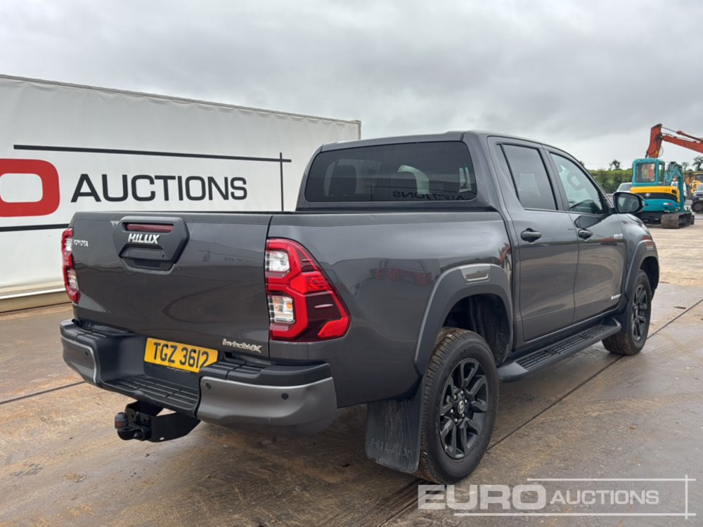 2021 Toyota Hilux Invincible X - Pick-up: photos 5 2021 Toyota Hilux Invincible X - Pick-up: photos 5