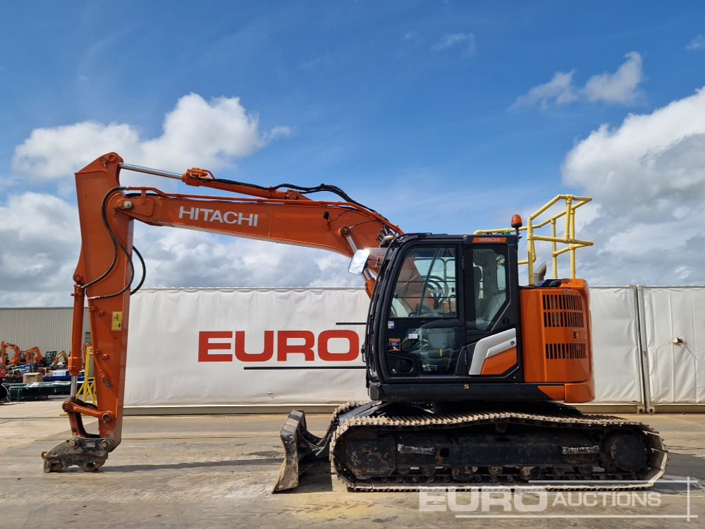 2022 Hitachi ZX135USBL-7 - Pelle sur chenille: photos 2 2022 Hitachi ZX135USBL-7 - Pelle sur chenille: photos 2