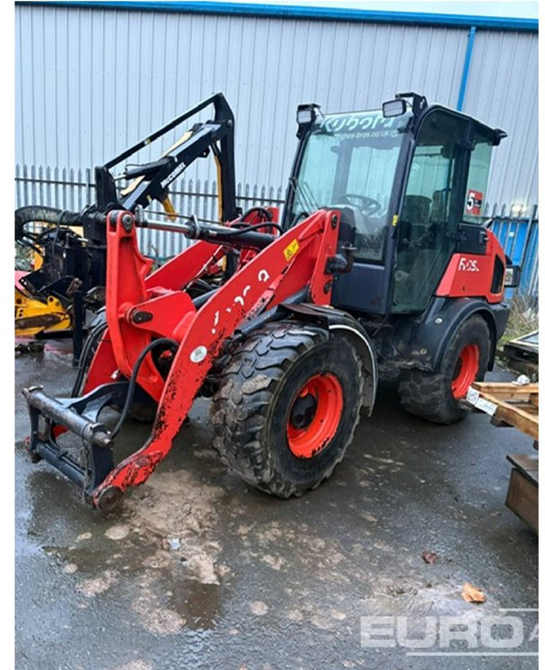 2023 Kubota R090 - Chargeuse sur pneus: photos 1 2023 Kubota R090 - Chargeuse sur pneus: photos 1
